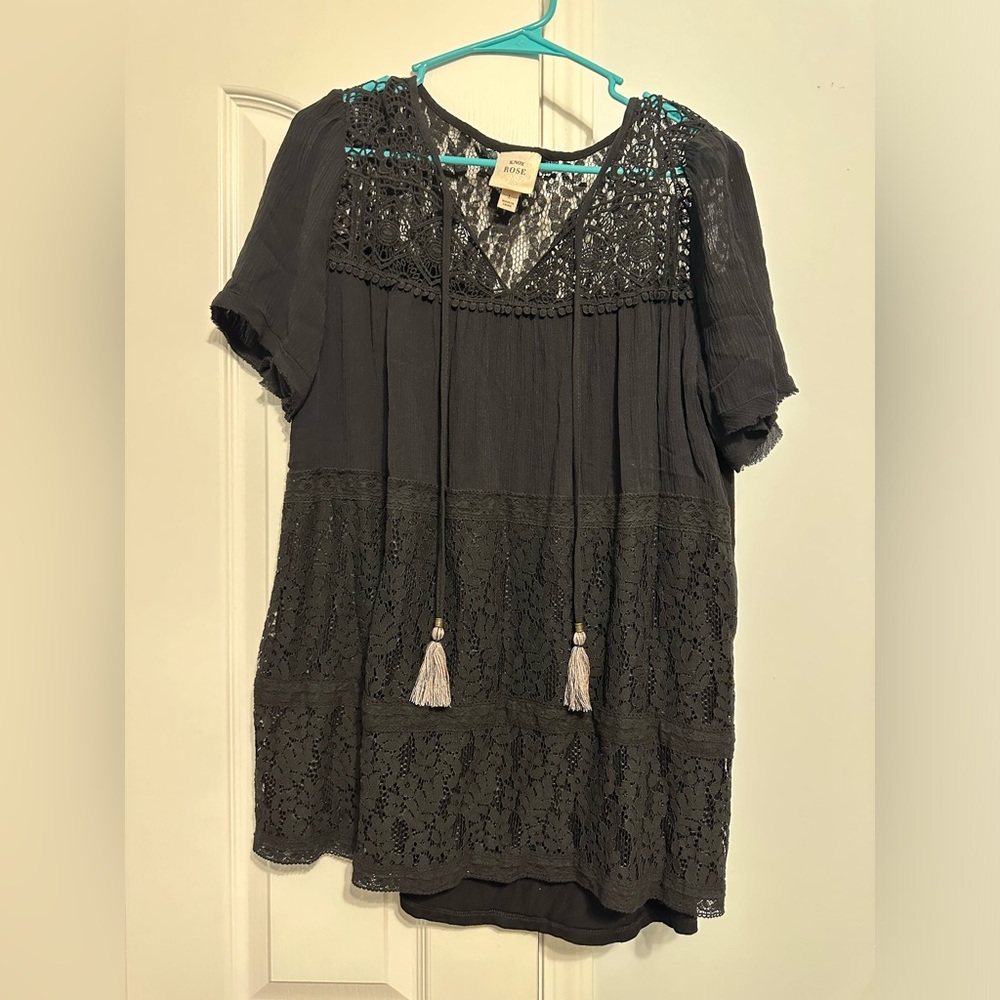 Knox Rose women’s dressy shirt size L worn once great condition